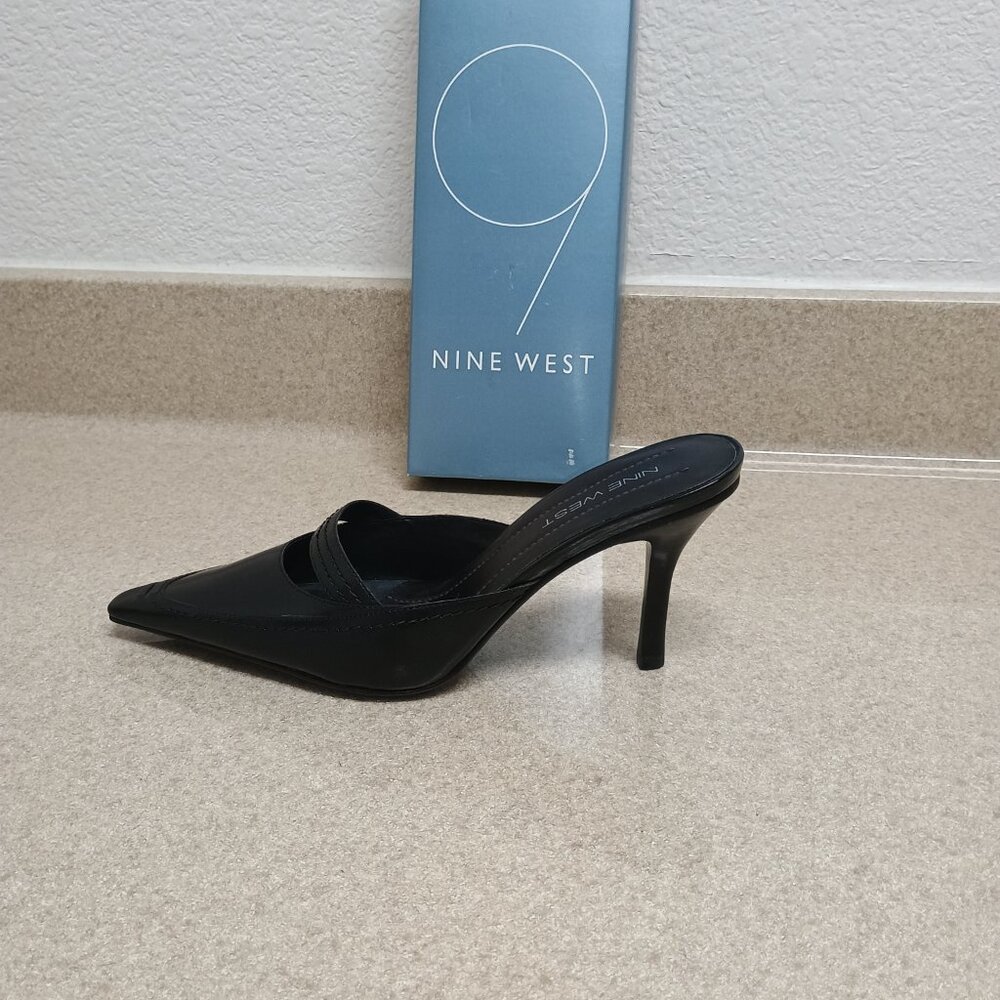 NWT Nine West Zenobia Size 9M Black Leather Dress Slide Pointed Toe Quiet Luxury - Picture 2 of 5
